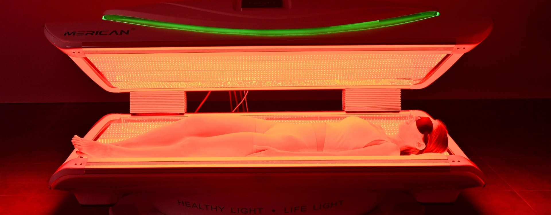 美容舱焕肤的秘密，藏在那股“暖流”里？